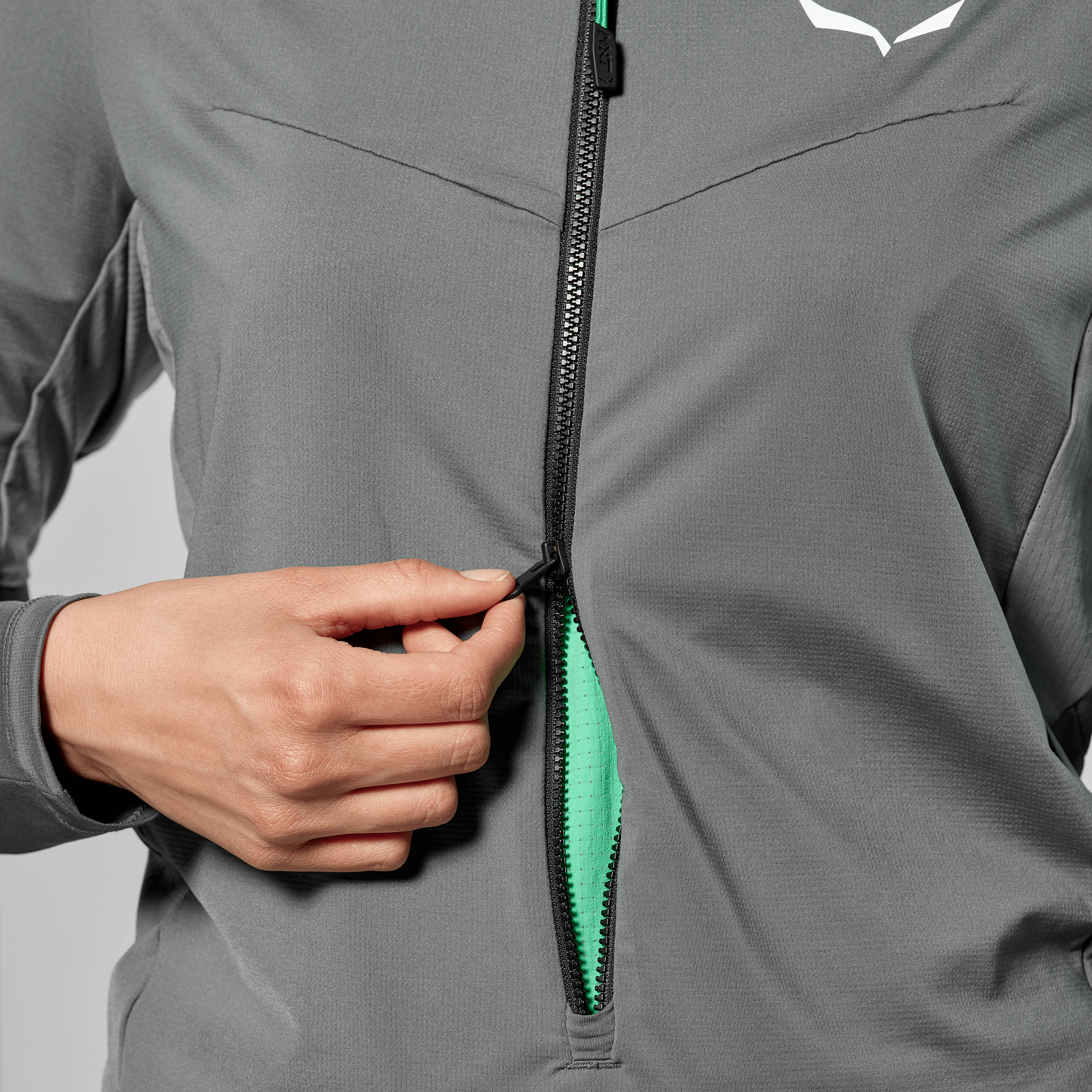 NXT Hybrid Half Zip T-Shirt Women