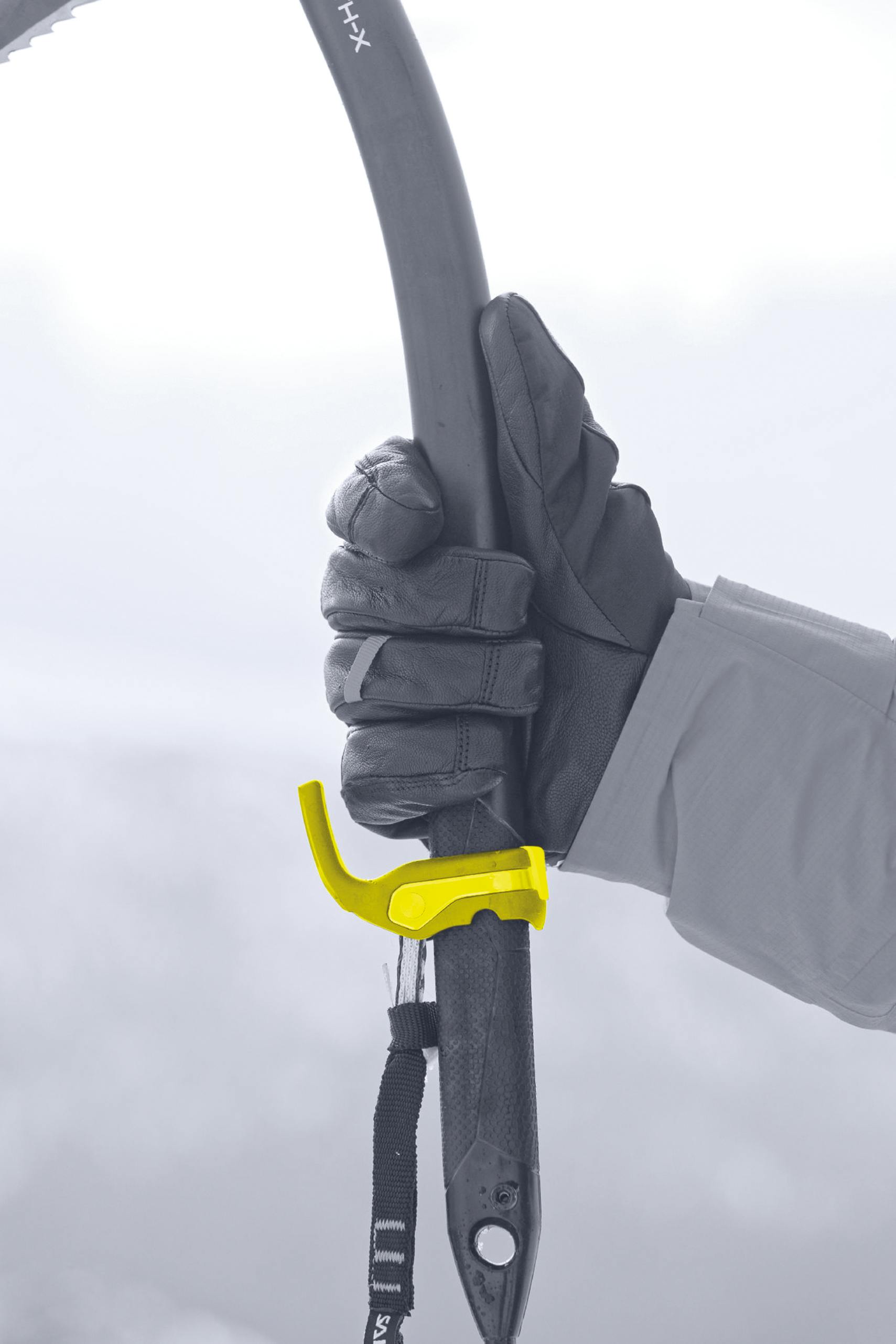 North-X Ice Axe
